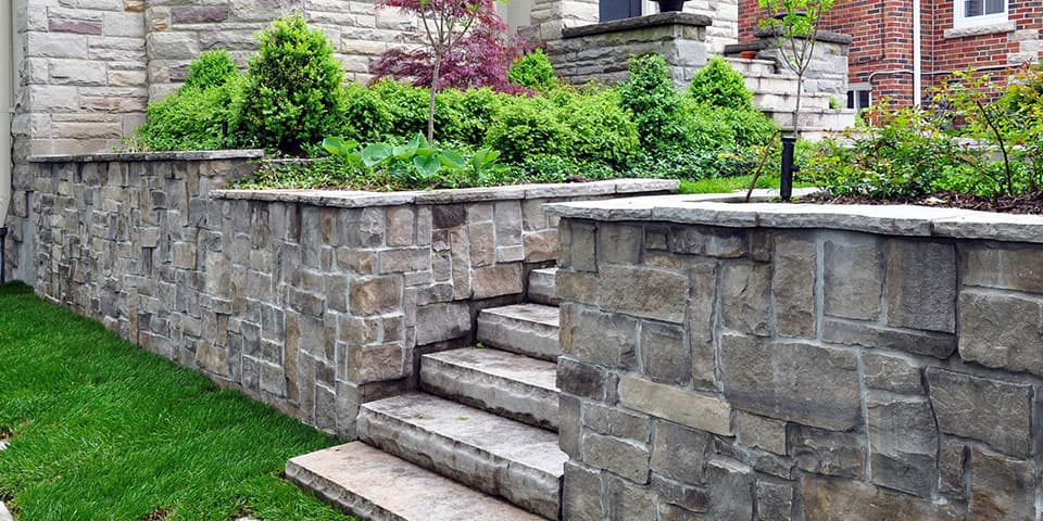 Retaining Wall Installation Services in Brandon, FL